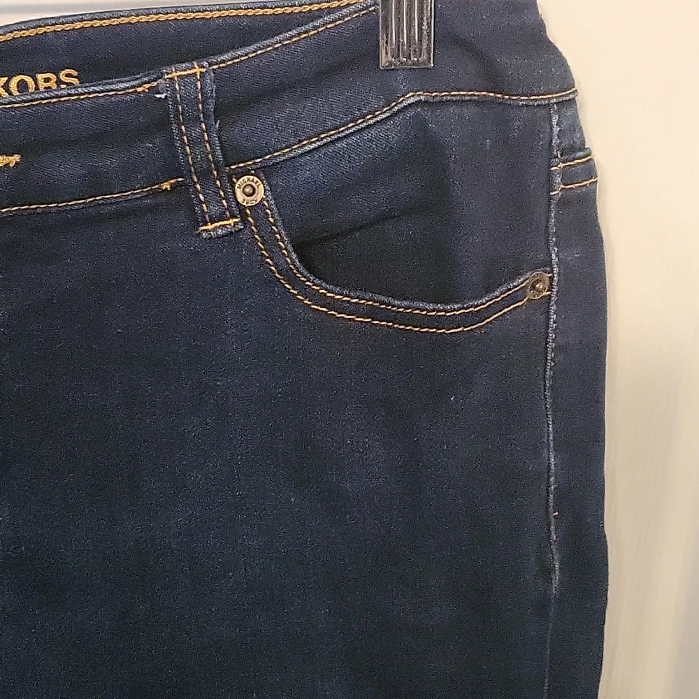 EUC Michael Kors Dark Wash Skinny Jeans